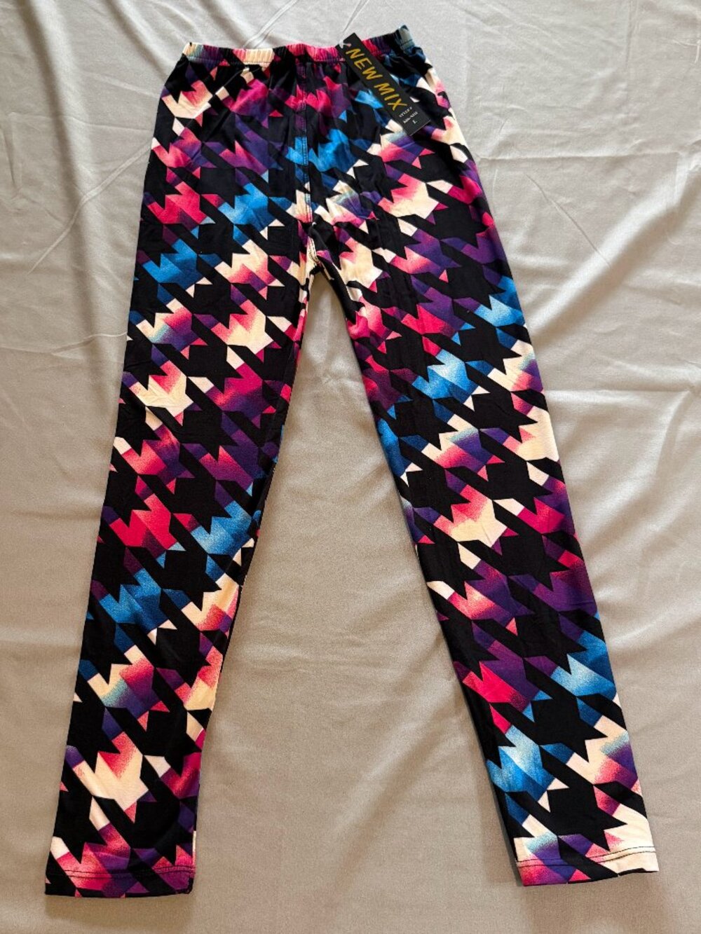 New Mix NWT Girls Buttery Soft Ankle Leggings Abstract Geometric Print Large